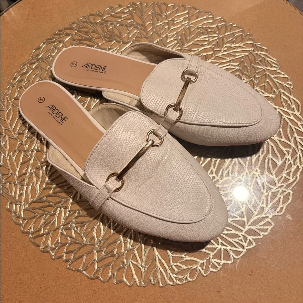 Ardene White Slip-On Mule Loafers with Gold Horsebit - Picture 3 of 4